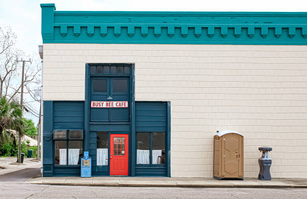 Portable Toilet Options We Offer in Carrollton, OH